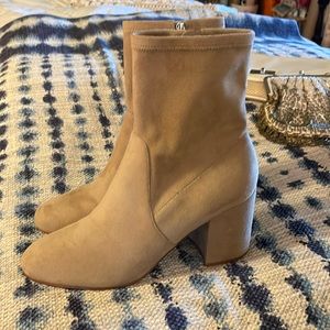 Vegan Suede Tan Zip Boot size 9 Marc Fisher